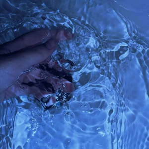 美杜莎3D被❌吸乳羞羞3b
